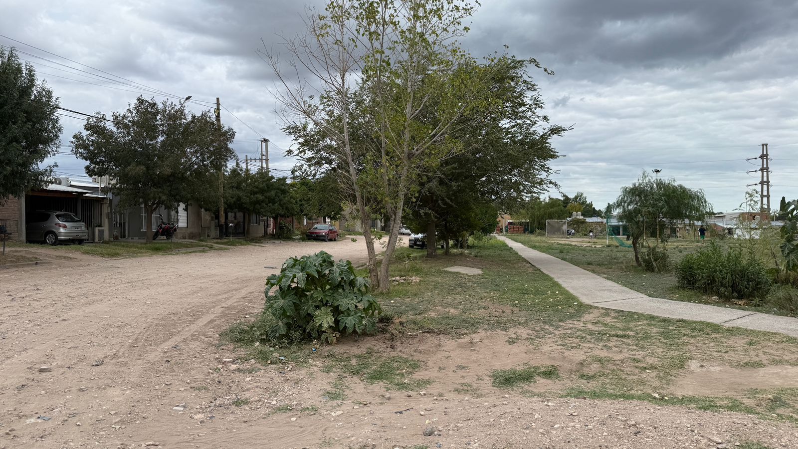 Calle Lainez Oasis y Taxistas